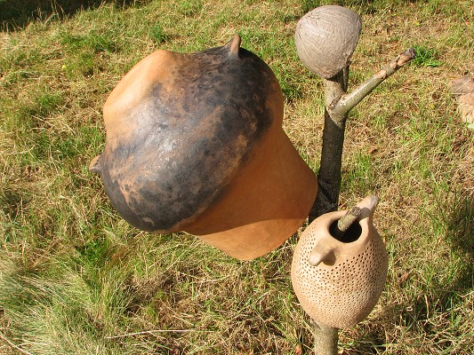 Pravěk 2008 / Keramika / Sušení nádob 