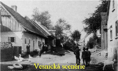 Pořejovská náves s kostelem a školou